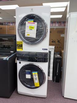 Electrolux Staked washer & Dryer Laundry Tower white 4:5 cu Ft washer and 8.0 cu Ft Dryer  Model #ELTE7600AW