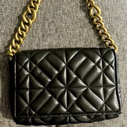 ZARA Women shoulder bag  (medium Size)