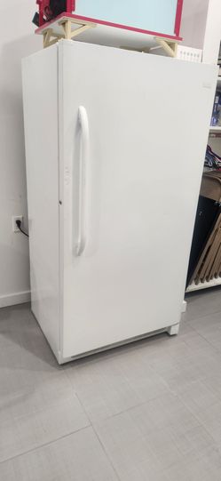 Frigidaire upright freezer
