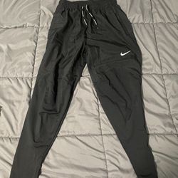 nike running joggers and gymshark joggers