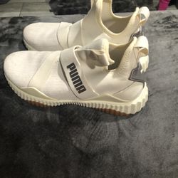 Puma Woman Shoes