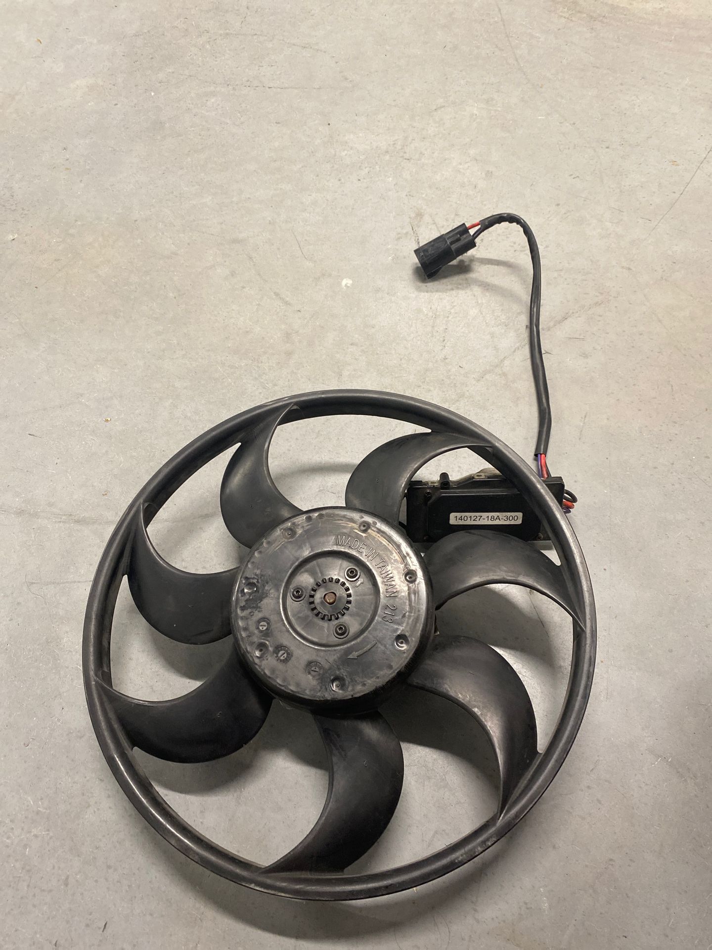 2004 Mazda 3 hb fan