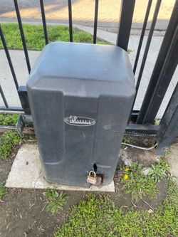 Electric gate stops halfway or won’t close? Same-day help for motor