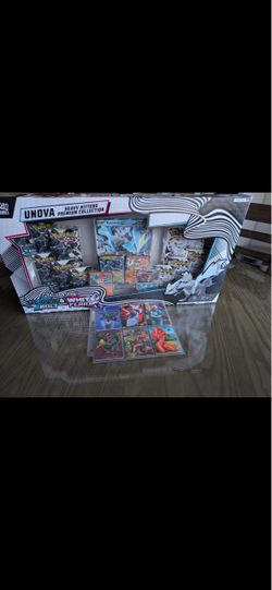 Pokémon Unova Heavy Hitters Premium Collection Box