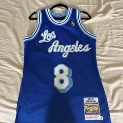 Kobe Bryant Mitchell & Ness Los Angeles Lakers Jersey - Men | Color: Blue | Size: S