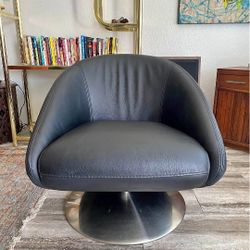 Retro Chair 🎮😎