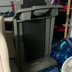 Treadmill 