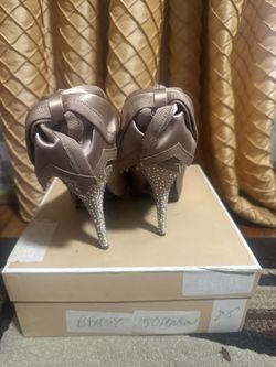 Betsey Johnson Shoes Size 8.5
