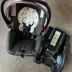 Graco Infant Snugride Car Seat With Base