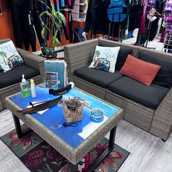 Beautiful Patio Sofa Set + Glass & storage- Coffee Table – Excellent Condition
