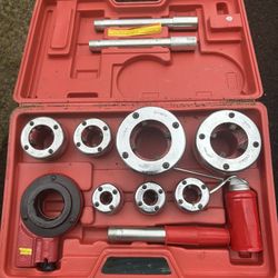 Dwellnix Ratchet Pipe Threader Set 