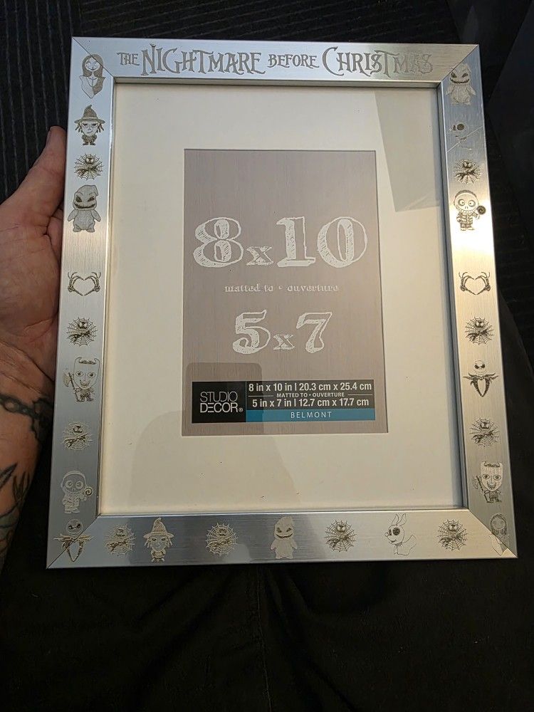 PICTURE FRAME