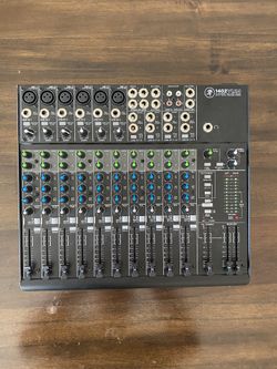 Mackie 1402VLZ4 Mixer  Pro Audio Like New