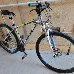 Med to tall rider Mt bike 29er Dics Brake Suspension