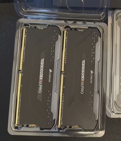 Corsair VENGEANCE RGB PRO DDR4 32GB (2x16GB) 3200MHz