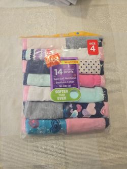 Hanes briefs