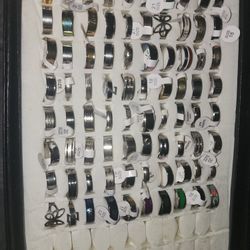 Resellers Lot Of 80 Rings