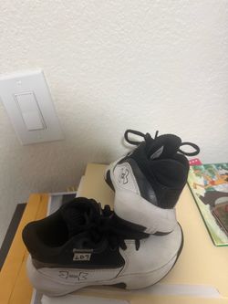 boys shoes