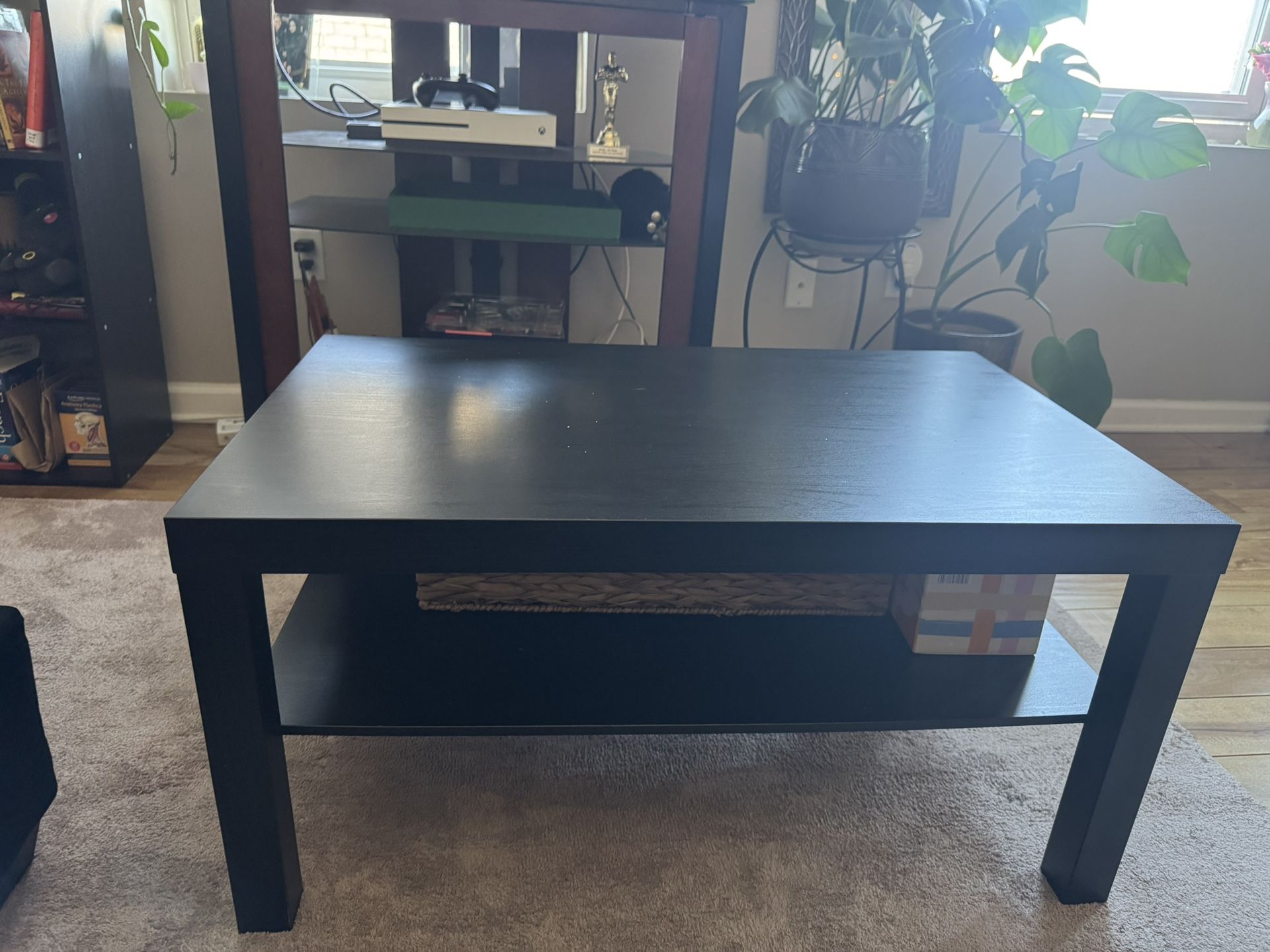 Coffee table, black