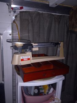 OHAUS Triple Beam Balance 700 Series 2610 G 800 Series 5 Lb 2 Oz