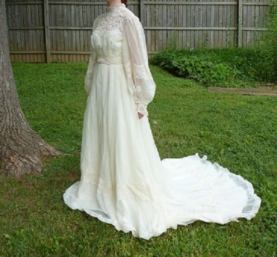 Wedding gown vintage