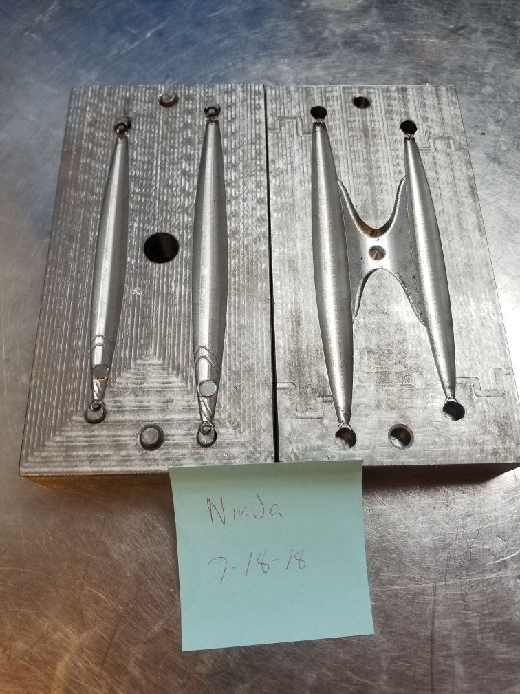 Selling brand new vertical jig mold for Sale in Riviera Beach, FL - OfferUp