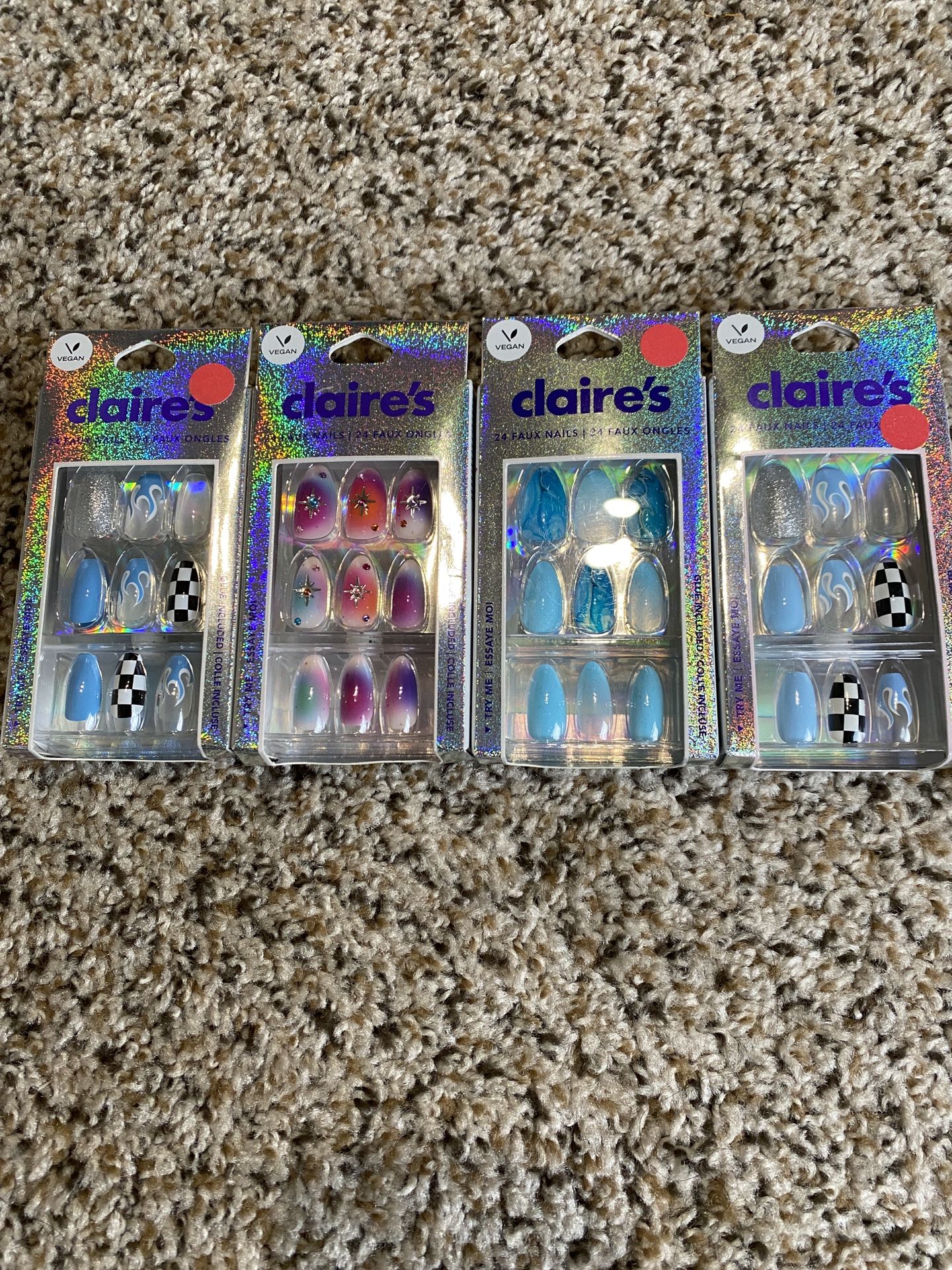Vegan faux nails with assorted designs