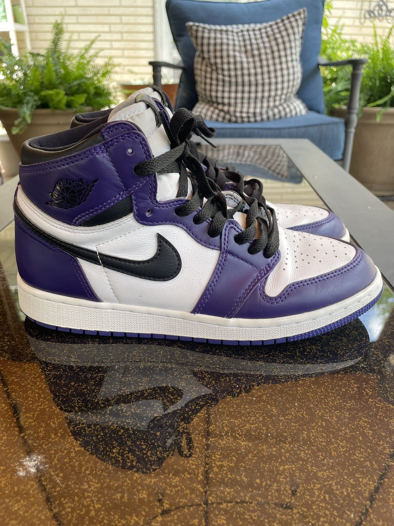 Jordan 1 Retro Court Purple