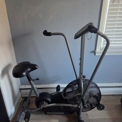Schwinn Evolution Comp - Exercise Bike
