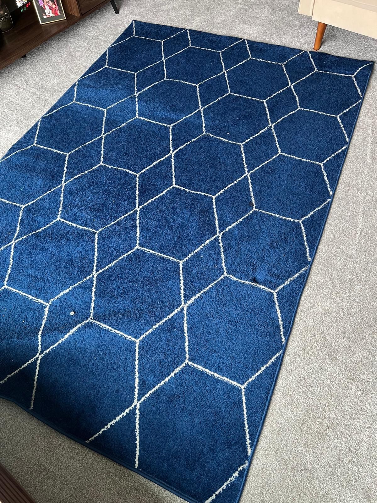 5"x7" Carpet For sale