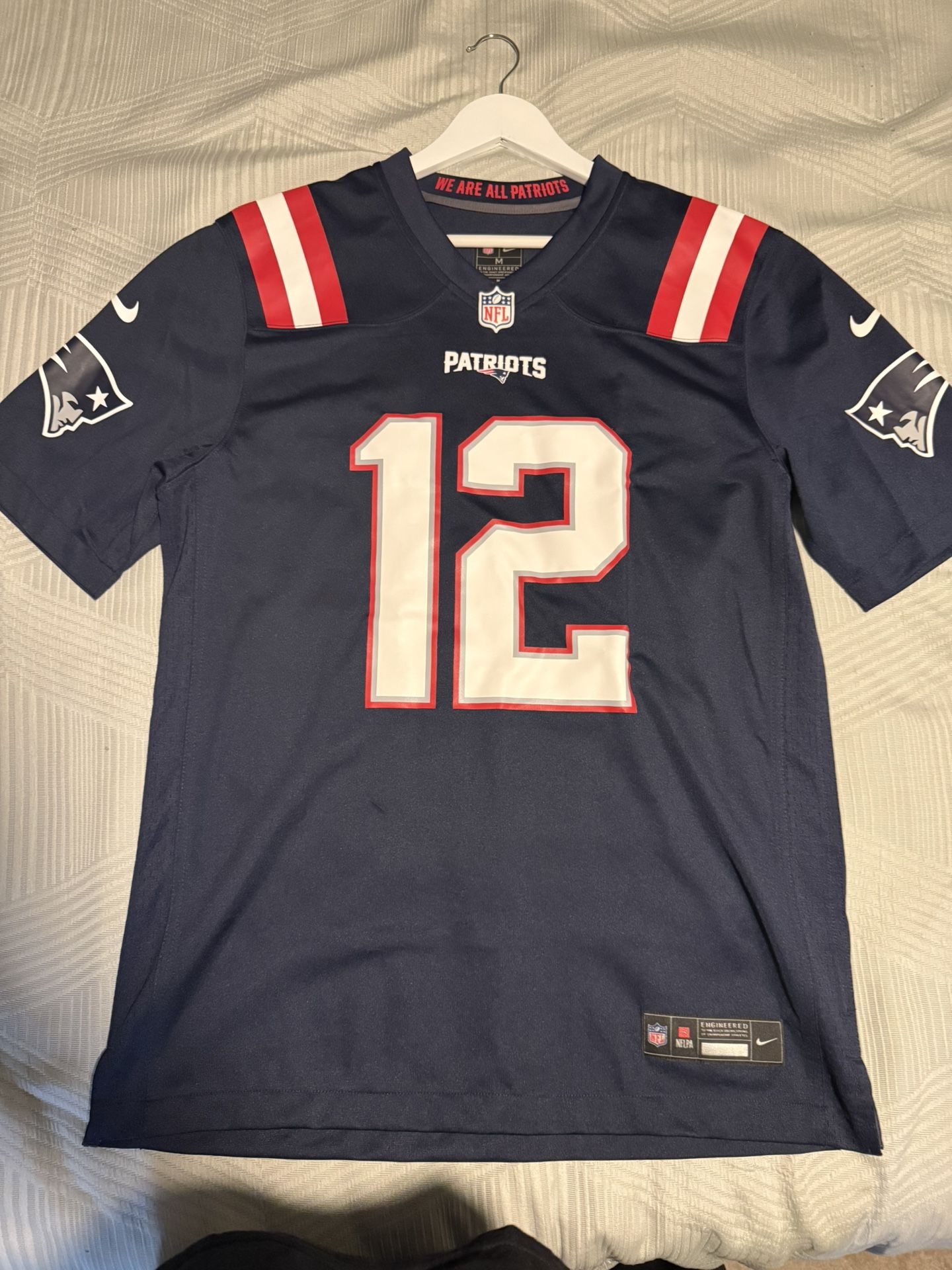 New Nike Tom Brady New England Patriots NFL Game Jersey Men's Sz Medium