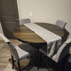Dining Table With 4 Chair