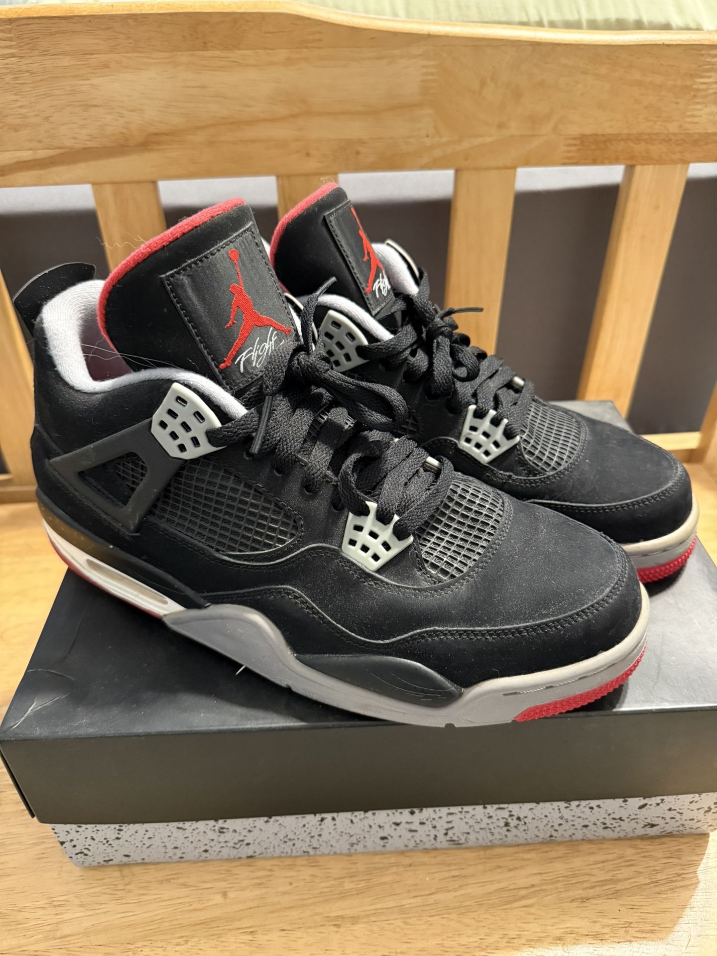 Jordan 4 Bred Size 10.5