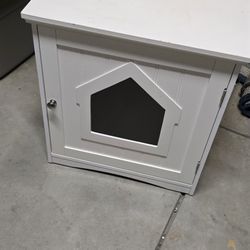 HAPPaws Cat litter Furniture Box
