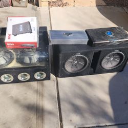 2 12inch Subwoofers And 3 Amps