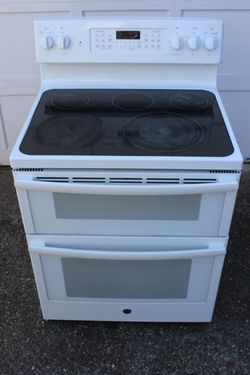 GE Double Oven Stove