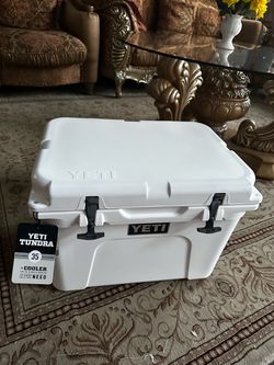 YETI TUNDRA® 35 HARD COOLER