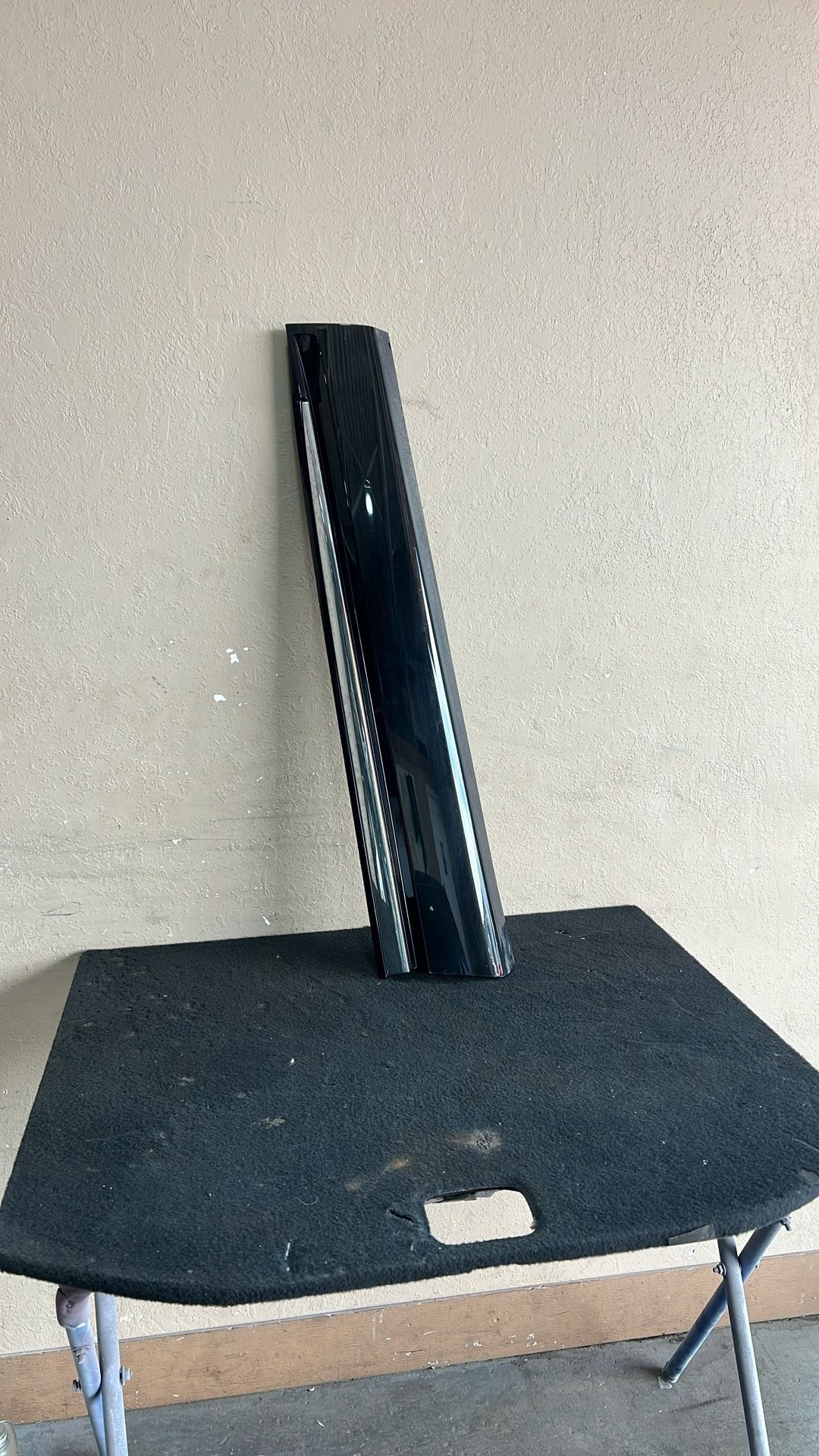 21-23 Buick Envision Avenir Right Front Door Trim Moulding 2021 2022 2023