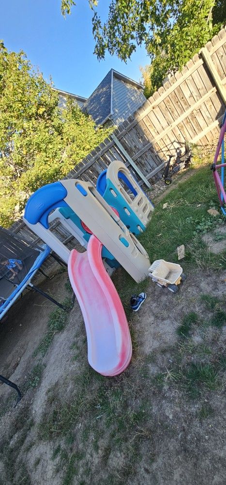 Play House With 2 Slides
