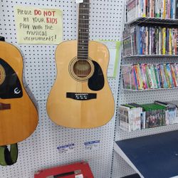 Acoustic Guitar‼️..........ASK FOR TY 