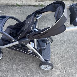 Chicco Bravo For 2 Sit and Stand Stroller