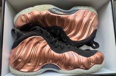 Nike Air Foamposite One (Price is firm) (10.5)