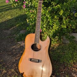 Sigma SE-28 Acoustic Guitar 