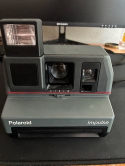 Polaroid impulse (vintage Polaroid)