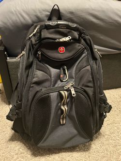 Swissgear 17 inch scan smart backpack