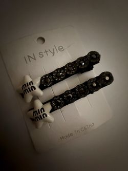 🖤 Black cute Rhinestone Hair Clip Set