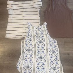A New Day and Old Navy tank tops bundle 3 together