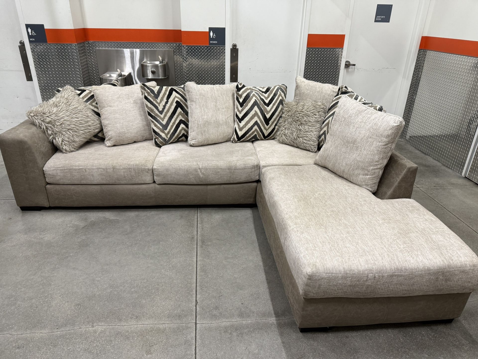 Sofa Secttional
