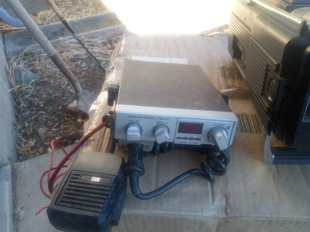 Realistic Cb Radio With Mic