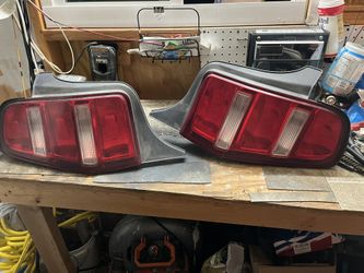 2010 Mustang Taillights